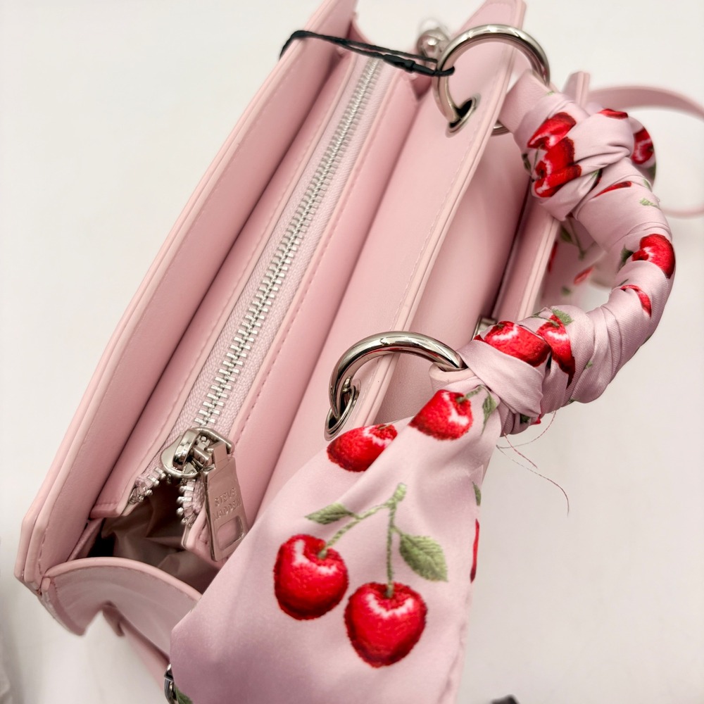Steve Madden Bevelyn Pink Crossbody Bag Cherry Scarf Handle & Card Holder - Picture 12 of 15
